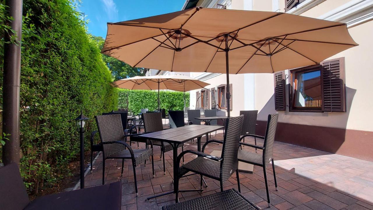 세게드 Ven Diofa De Lux Panzio B&B 외부 사진