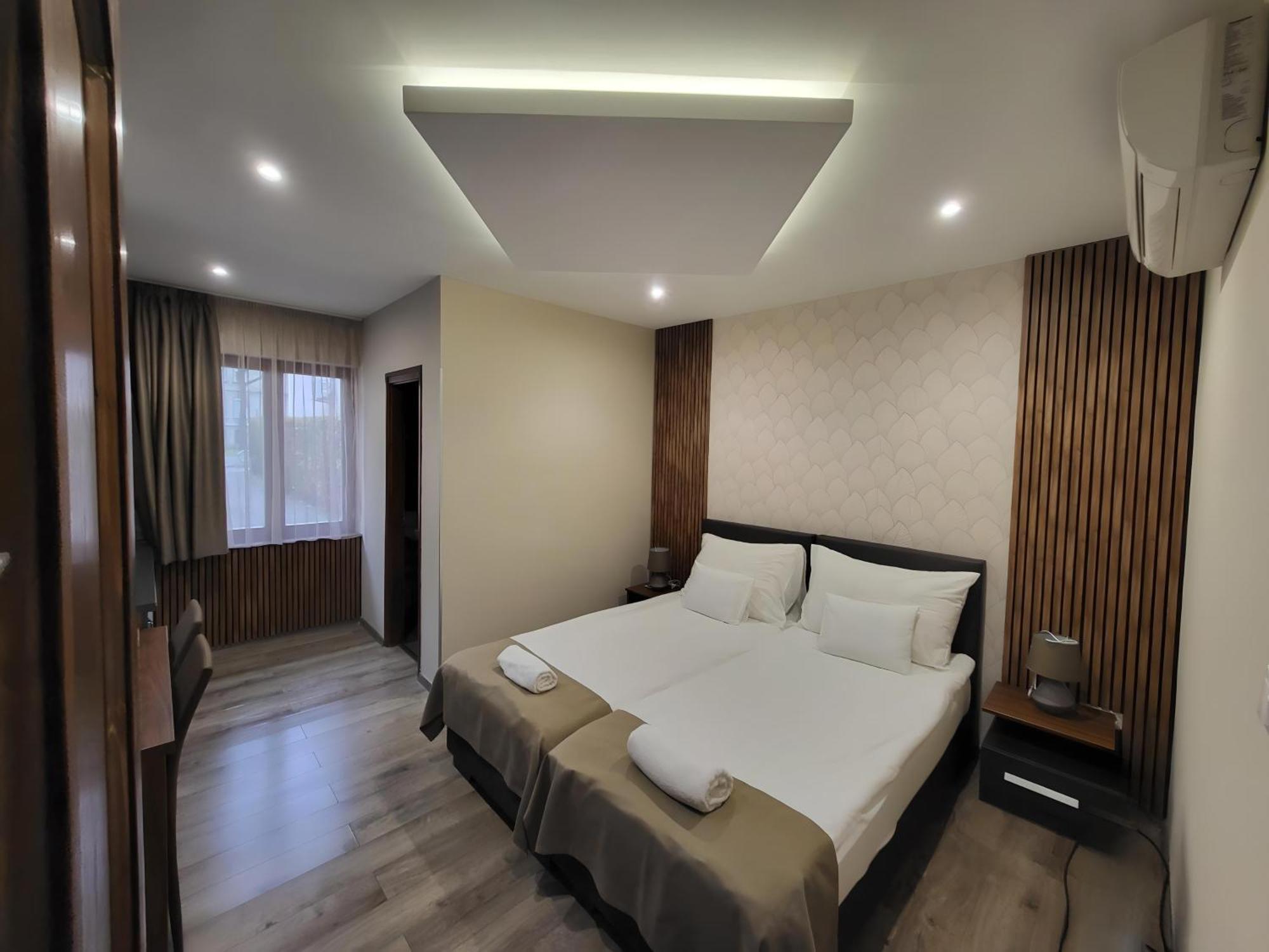 세게드 Ven Diofa De Lux Panzio B&B 외부 사진